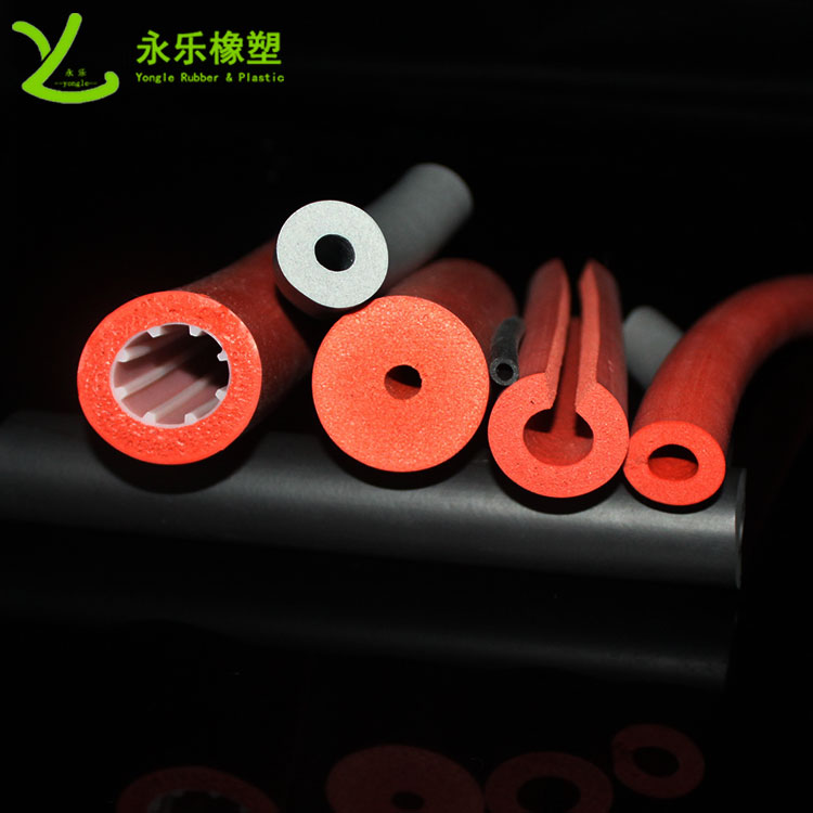 硅膠發(fā)泡管，耐高溫發(fā)泡硅膠管，保溫發(fā)泡硅膠管