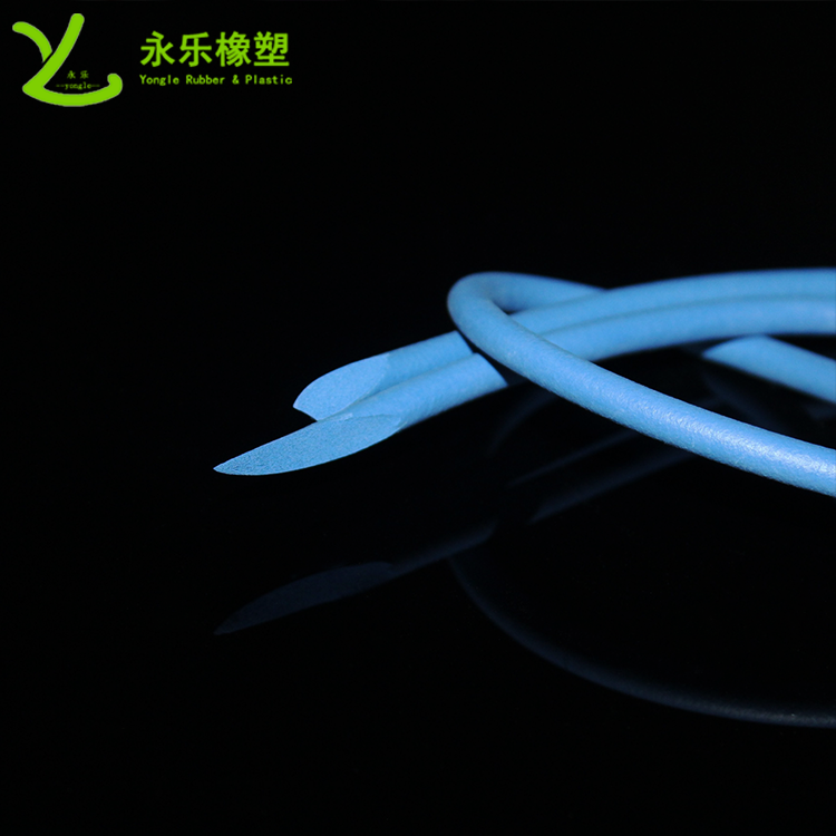 硅膠發(fā)發(fā)泡條，阻燃硅膠發(fā)泡圓條，耐高溫發(fā)泡硅膠條