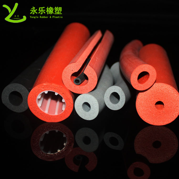 硅膠發(fā)泡管，耐高溫發(fā)泡硅膠管，保溫發(fā)泡硅膠管