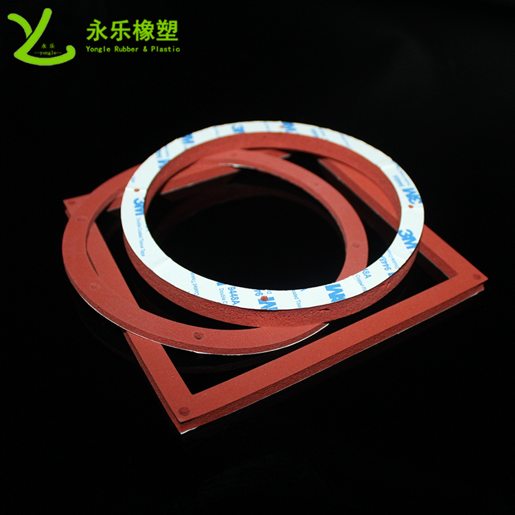 定制模壓發(fā)泡硅膠墊，無氣味模壓發(fā)泡硅膠墊，耐高溫模壓發(fā)泡硅膠墊