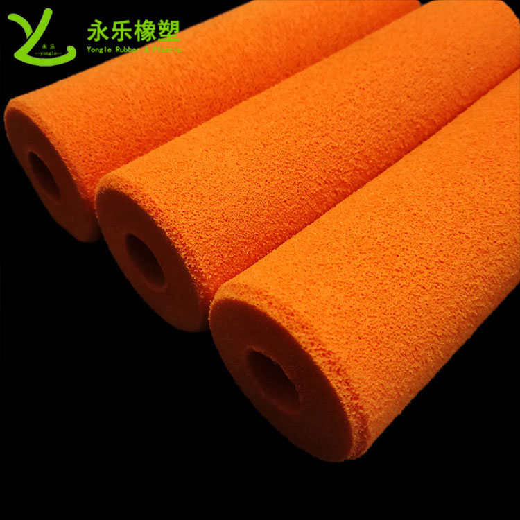 河北發(fā)泡硅膠管，耐高溫發(fā)泡硅膠管，阻燃發(fā)泡硅膠管